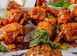 Tune & Bite Music Cafe Wari